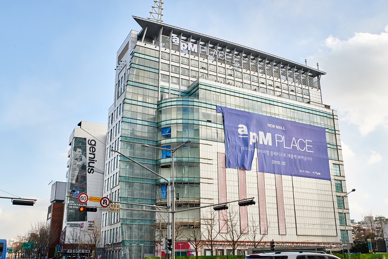 Hyundai City Outlet apM Place