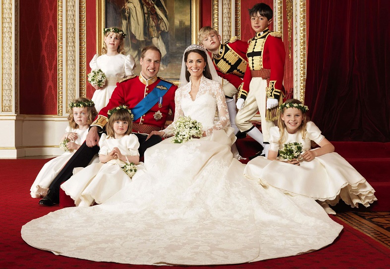Kate Middleton, 结婚礼服’剽窃风波 | 11