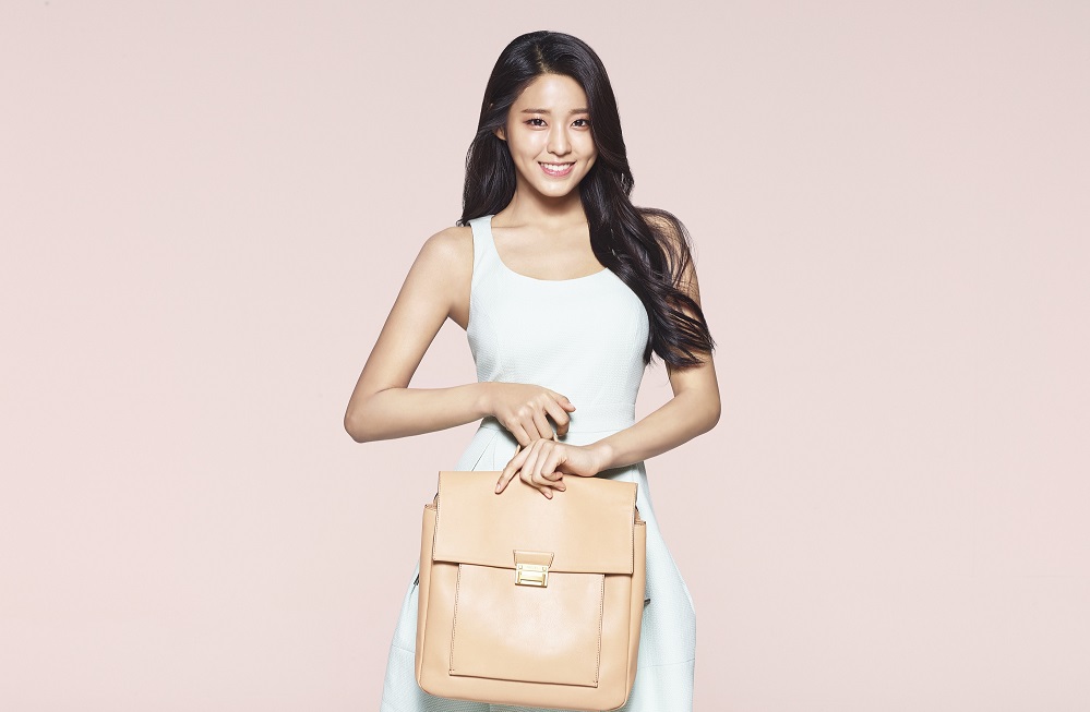 AOA Seol Hyun AOA 설현이 선택한 가방 어디꺼?