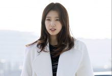 박신혜, 추위 녹이는 블랙앤화이트 패션 | 6