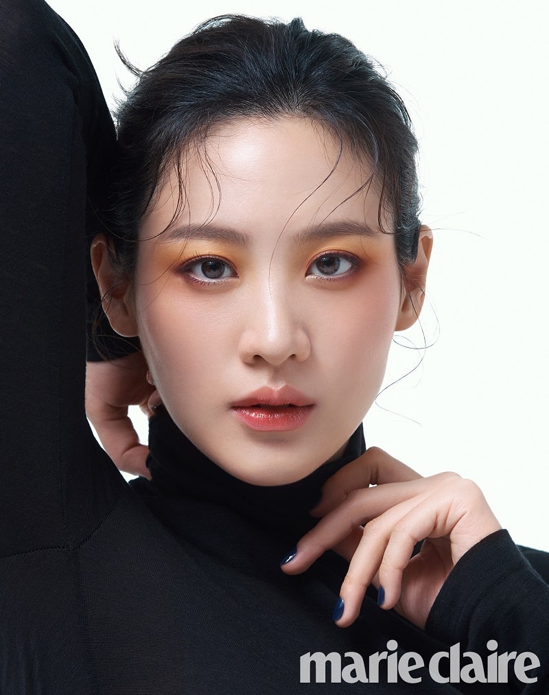 스쿠, 배우 ‘수현’과 2020 AW 컬러 컬렉션 화보 공개 | 8
