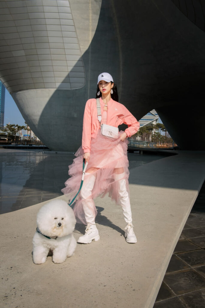 엠엘비, 다채로운 바람막이 컬렉션 인기 | 52