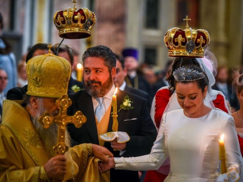 쇼메 티아라, 러시아 마지막 왕조 결혼식에 등장해 눈길 | 2
