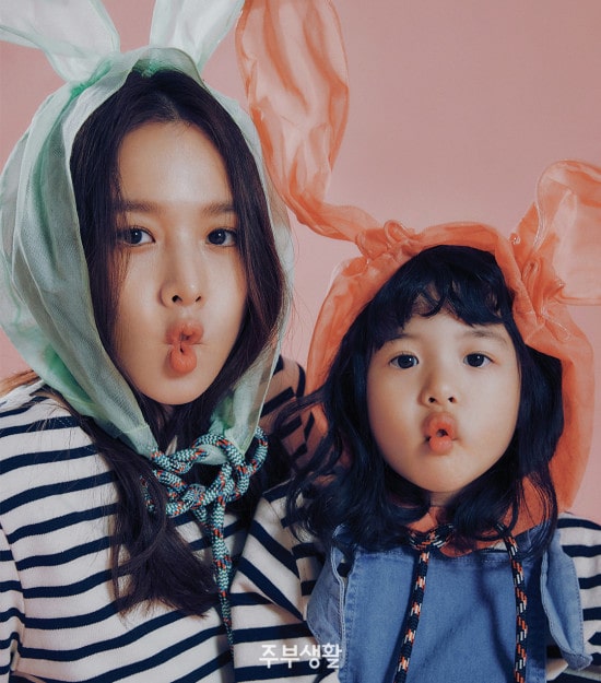 조윤희, 딸 로아와 사랑스러운 커플룩 화보 | 2