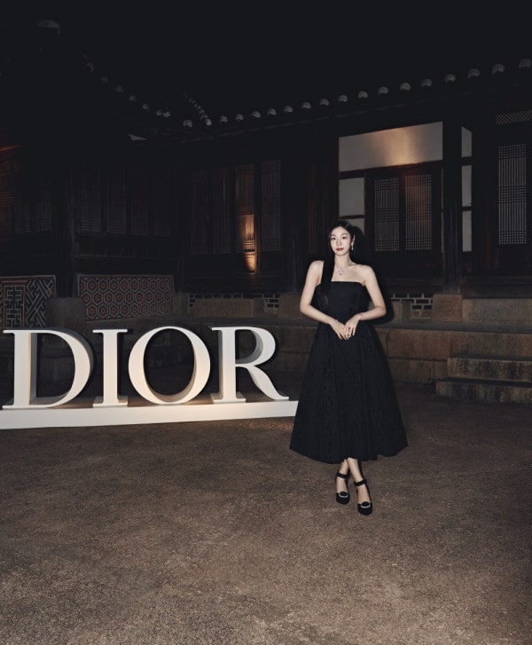 김연아, 블랙 드레스 입고 디올 행사 참석 | 32