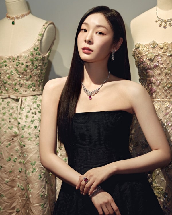 김연아, 블랙 드레스 입고 디올 행사 참석 | 40
