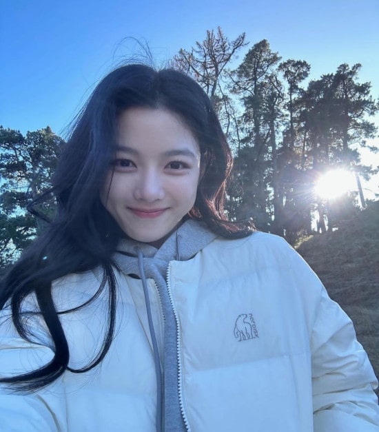 김유정, 사랑스러운 그녀의 가을과 겨울 사이 | 24