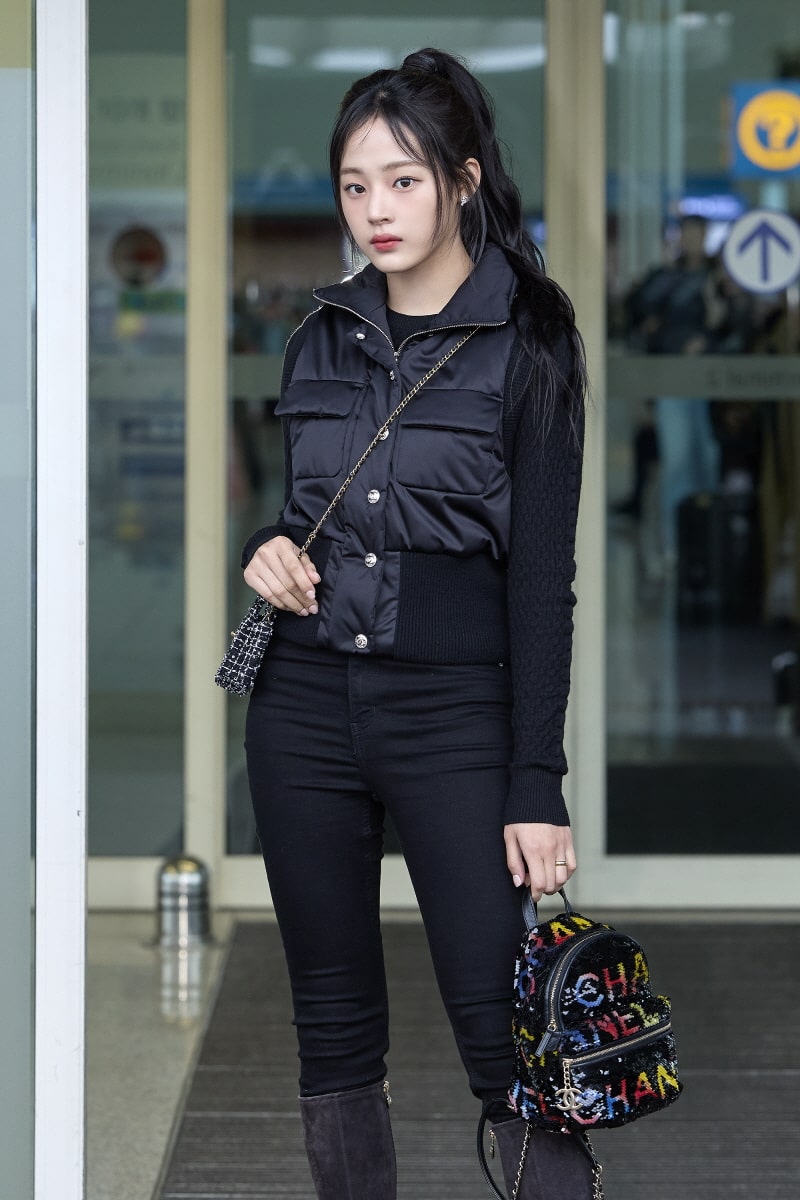 NewJeans Minji, Showcasing Luxury Beauty in Airport Fashion | 2