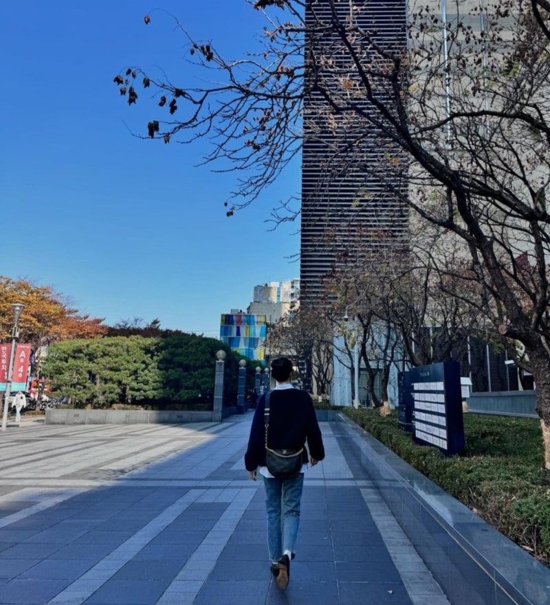 소이현, 편안하면서도 세련된 데일리 룩 | 5