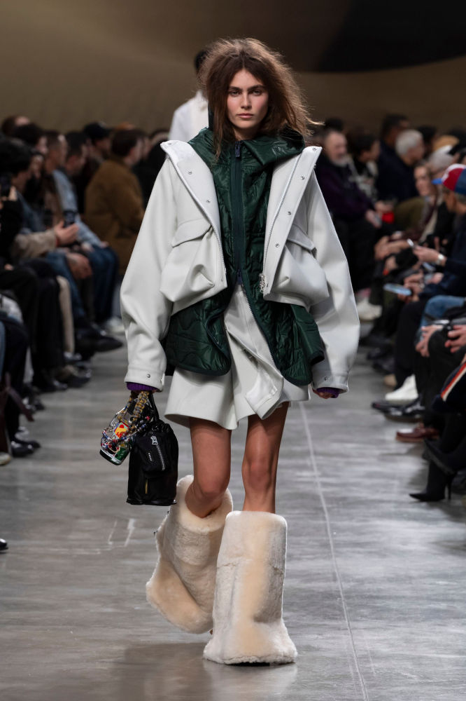 사카이 2025 가을 겨울 컬렉션 공개 4 20250131 sacai 4 4