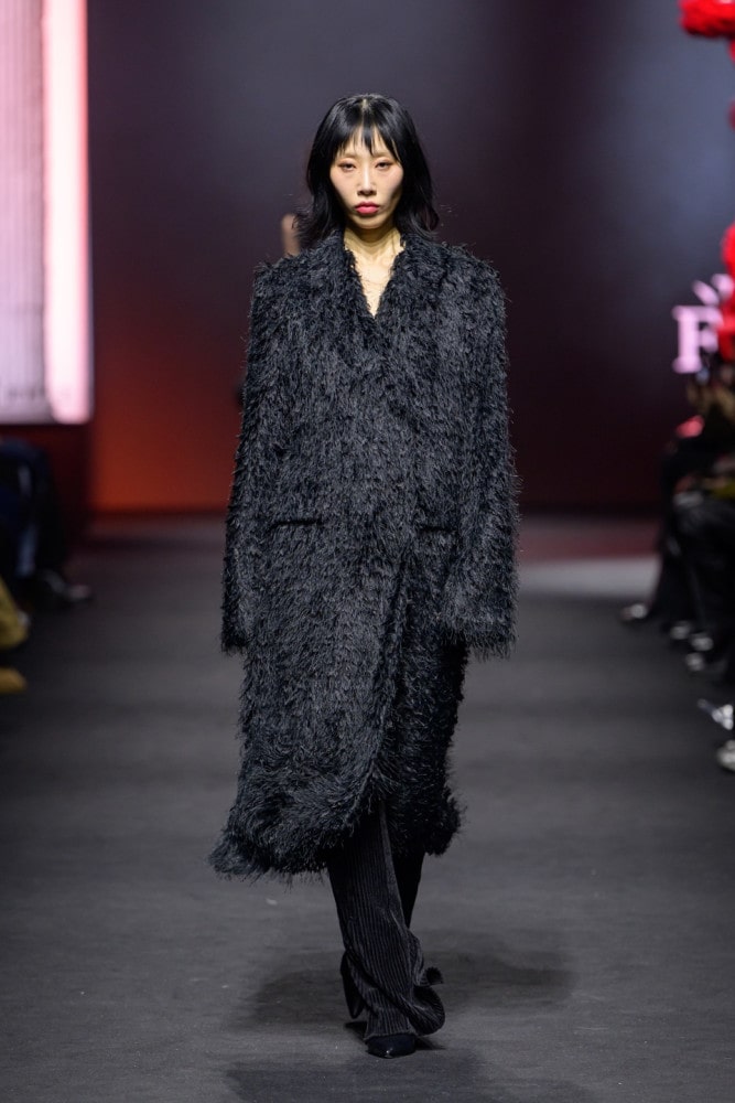 리이, 2025 F/W 서울패션위크 컬렉션 성료 | 7