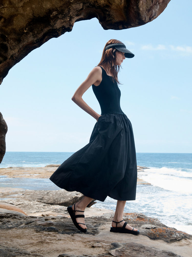 20250213 ﻿Helen Kaminski 4 4