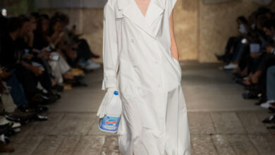 2025모스키노신상백