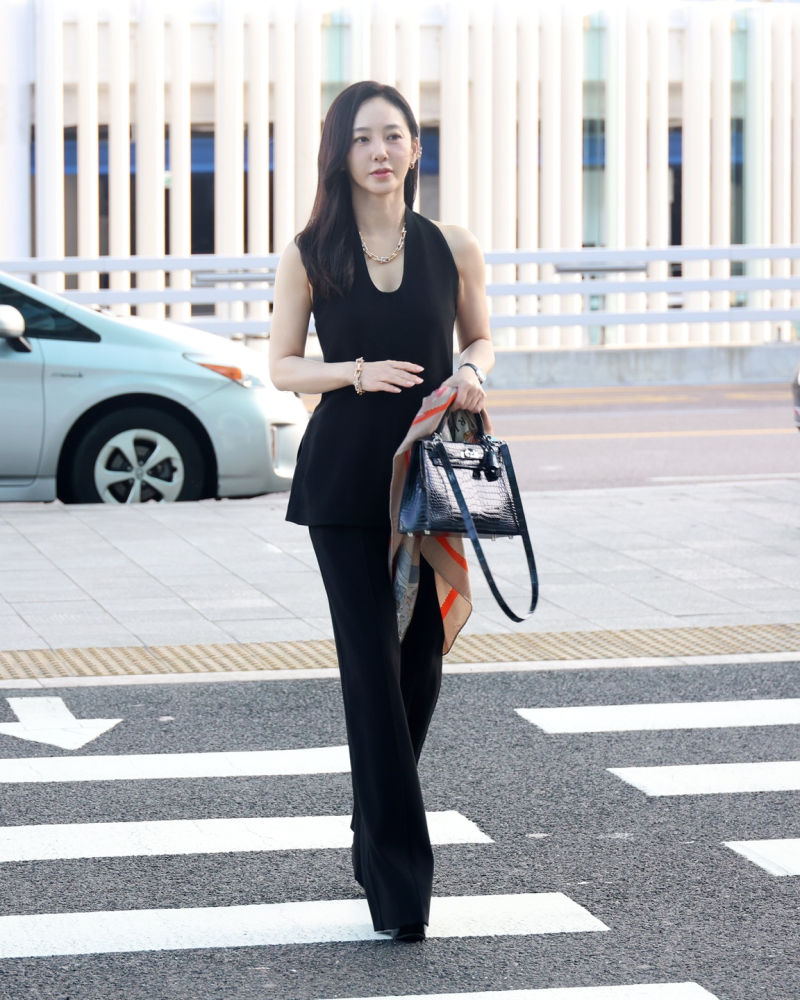 20250424 ﻿Tiffany 5 1 2