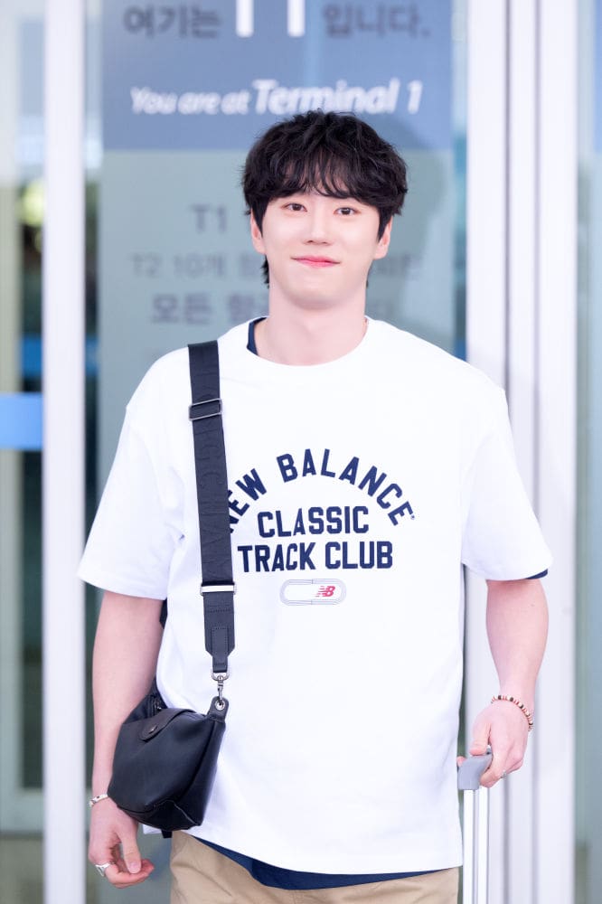 배우 이준영 공항패션, 캐주얼한 남친룩 | 2