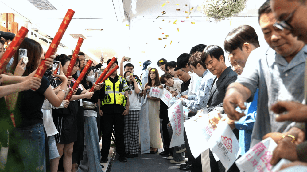 디애니, 중국 도매몰 ‘신이파'에 매장 론칭 - 동대문 유망 브랜드의 첫 중국 도매시장 진출 사례 1 20250519 modu 1 1