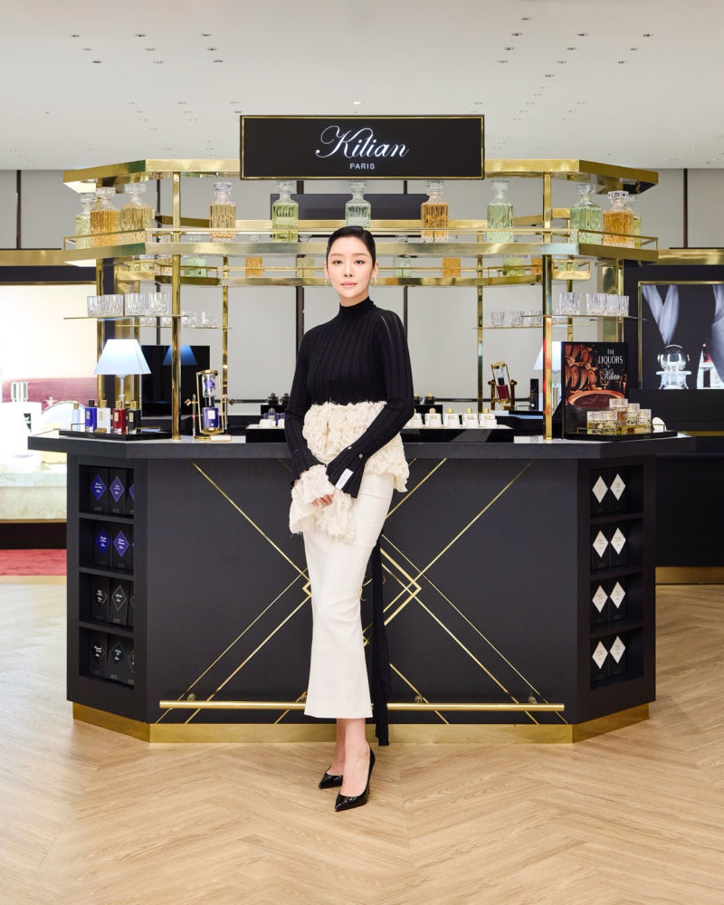 차주영, ‘블랙 & 화이트’로 완성한 클래식 시크 1 20250602 KILIAN PARIS 1 1