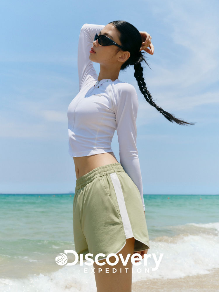 핫 써머를 위한 실용만점 캐주얼 워터웨어 추천 2 20250617 discovery 1 2