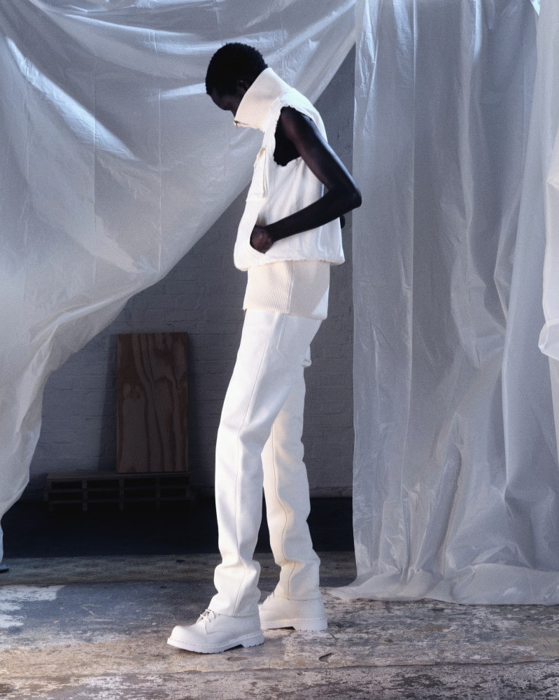 닥터마틴, MM6 메종 마르지엘라와 두 번째 협업 7 20250716 Dr. Martens X MM6 6 7