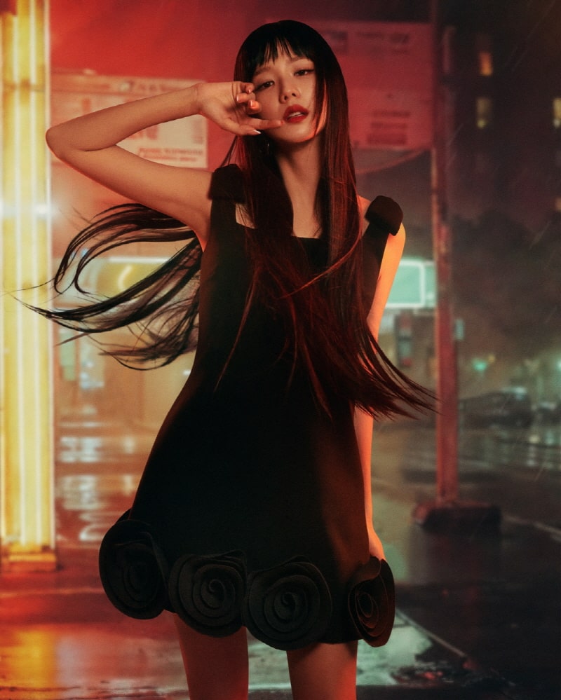 셀프 포트레이트 X 지수, 네 번째 협업 캠페인 공개 1 20250725 Self Portrait 01 1