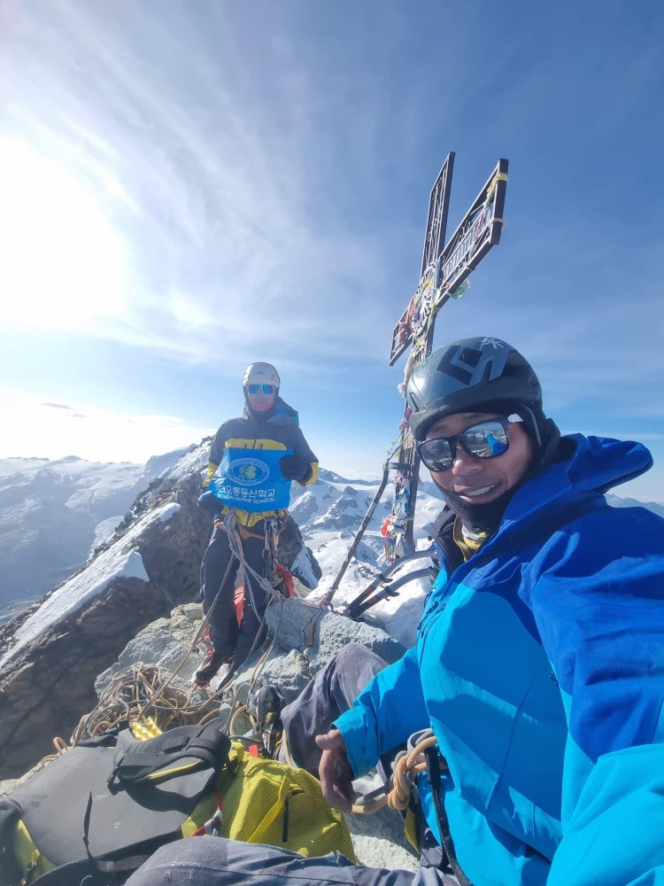 “꿈의 벽을 넘다” 문성욱·우석주, 알프스 6대 북벽 한국인 최초 완등 1 20250806 kolon 2 1