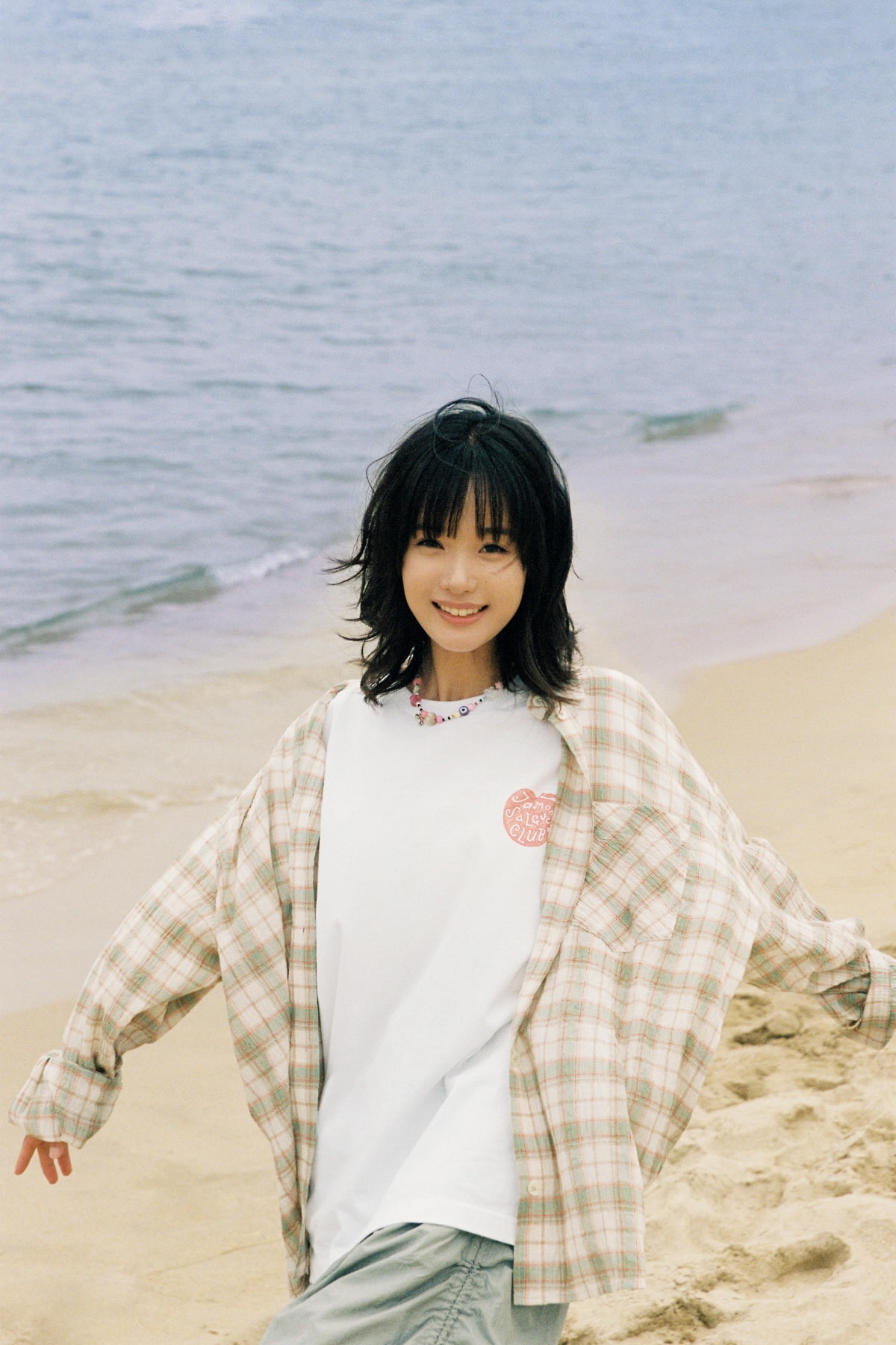 ‘비이커×한로로’ 협업 프로젝트, 자몽살구클럽 오픈 4 20250807 BEAKER 2 4