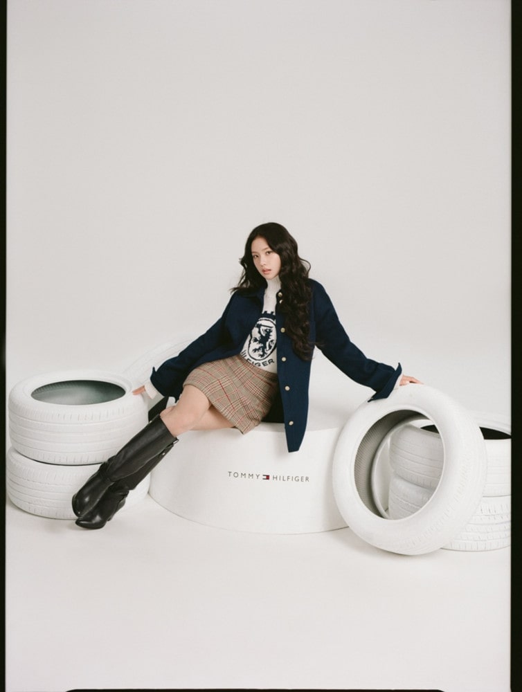 지수 X 타미 힐피거, ‘힐피거 레이싱 클럽’ 공개 9 20250902 tommy 3 9
