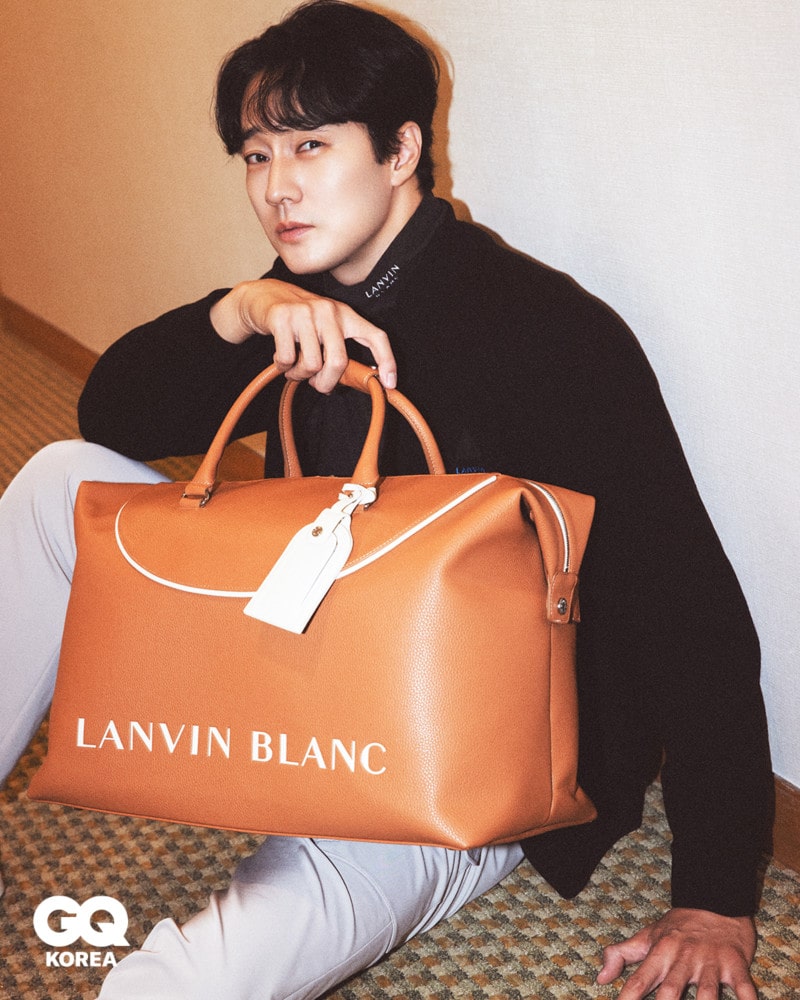 소지섭이 초이스한 가을 라운딩 룩 3 20250905LANVIN BLANC 2 3