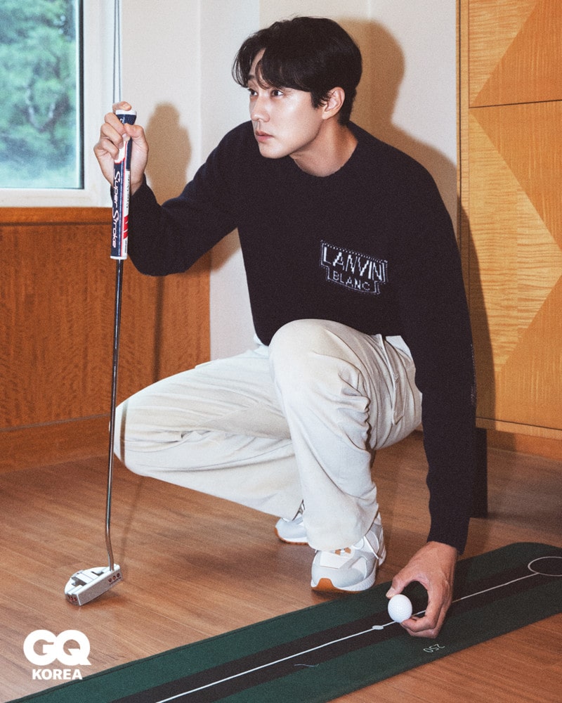 소지섭이 초이스한 가을 라운딩 룩 1 20250905LANVIN BLANC 5 1