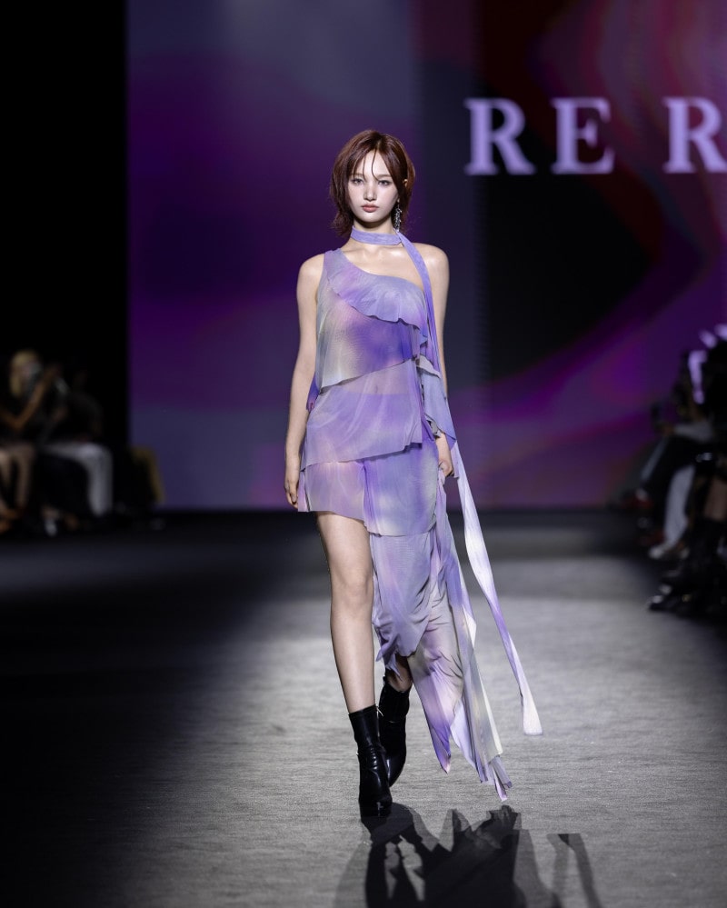 실용 속에 깃든 시적 감성, 리이 2026 S/S 서울패션위크 컬렉션 3 20250908 RE RHEE 1 3