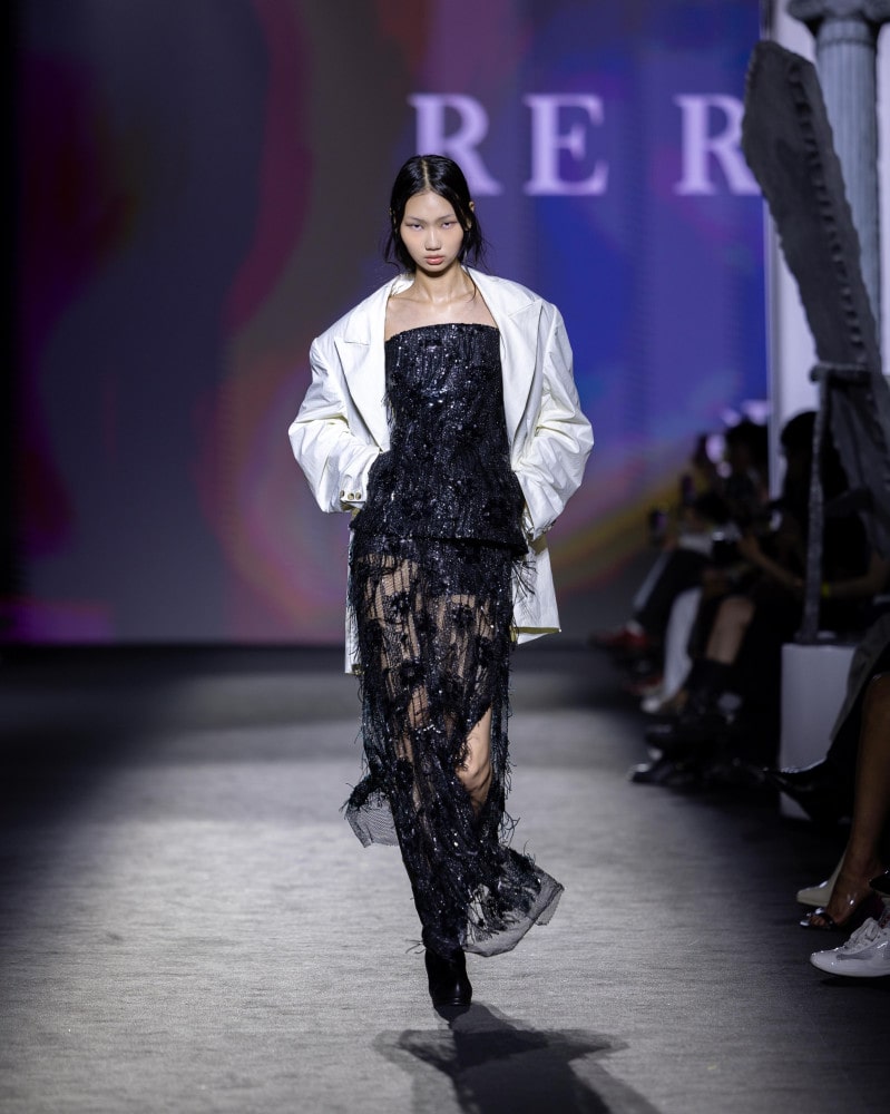 실용 속에 깃든 시적 감성, 리이 2026 S/S 서울패션위크 컬렉션 11 20250908 RE RHEE 4 11