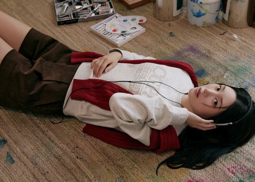 차분한 컬러와 레트로 감성, 정채연의 가을 데일리룩 4 20250908 cgp 1 4