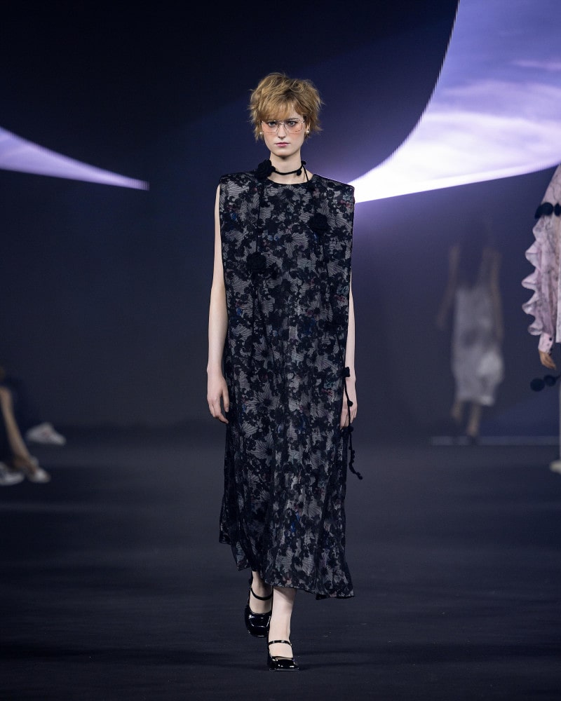 야노시호와 함께한 ‘두칸’, 서울패션위크 ‘루시드 블룸’ 으로 빛내다 7 20250908 doucan 8 7