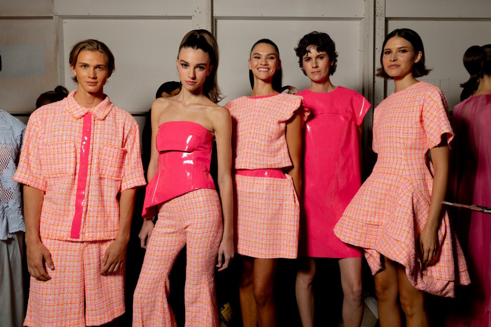 디자이너 손정완, 뉴욕 무대 빛낸 2026 S/S 컬렉션 6 20250917 SON 2 1 6