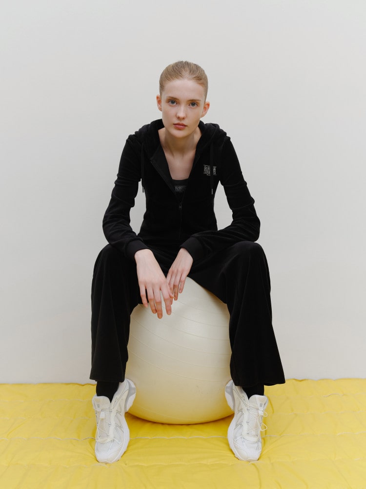 마리떼 프랑소와 저버, 감각적인 가을 애슬레저 무드 5 20250918 marithe 4 5