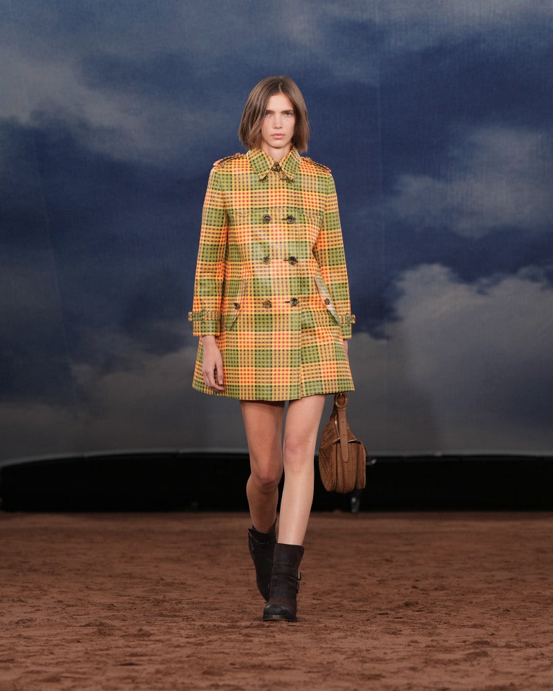 버버리, 2026년 여름 컬렉션 공개 3 20250923 burberry 7 3