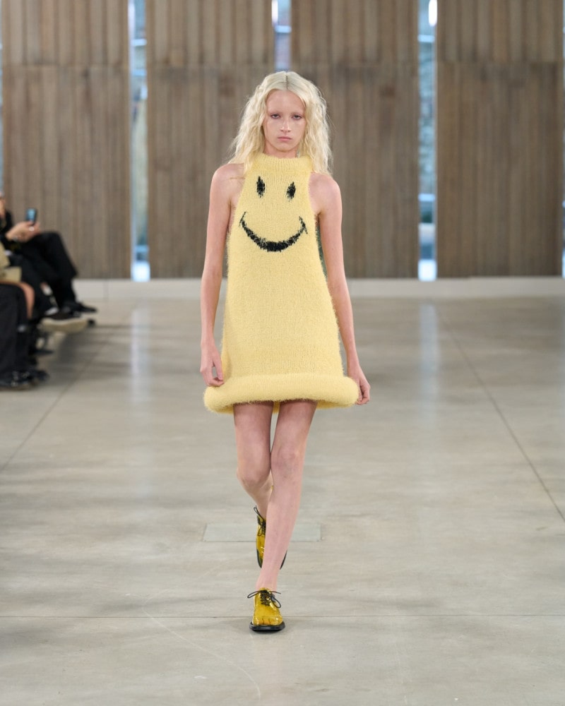 20251014 Moschino 3 1