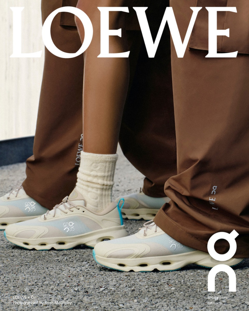 로에베 × 온, 새로운 스니커즈의 서사를 쓰다 1 20251016 loewe 1 1