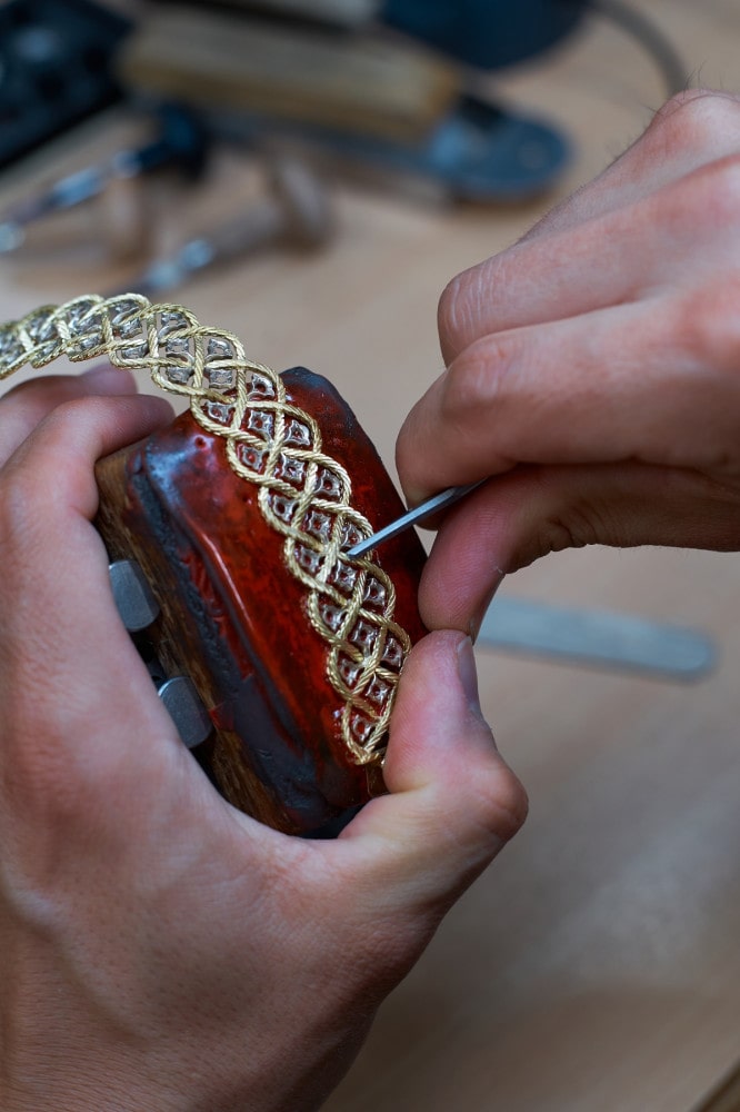 부첼라티, ‘에뚜왈레 컬러 & 미니’ 공개 3 20251017 Buccellati 2 3