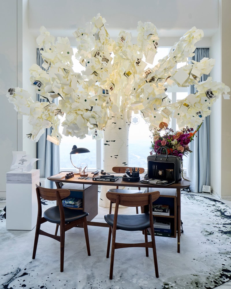 서강준, 몽블랑 이벤트에서 예술적 헤리티지와 조우 4 20251021 Mont Blanc 2 4