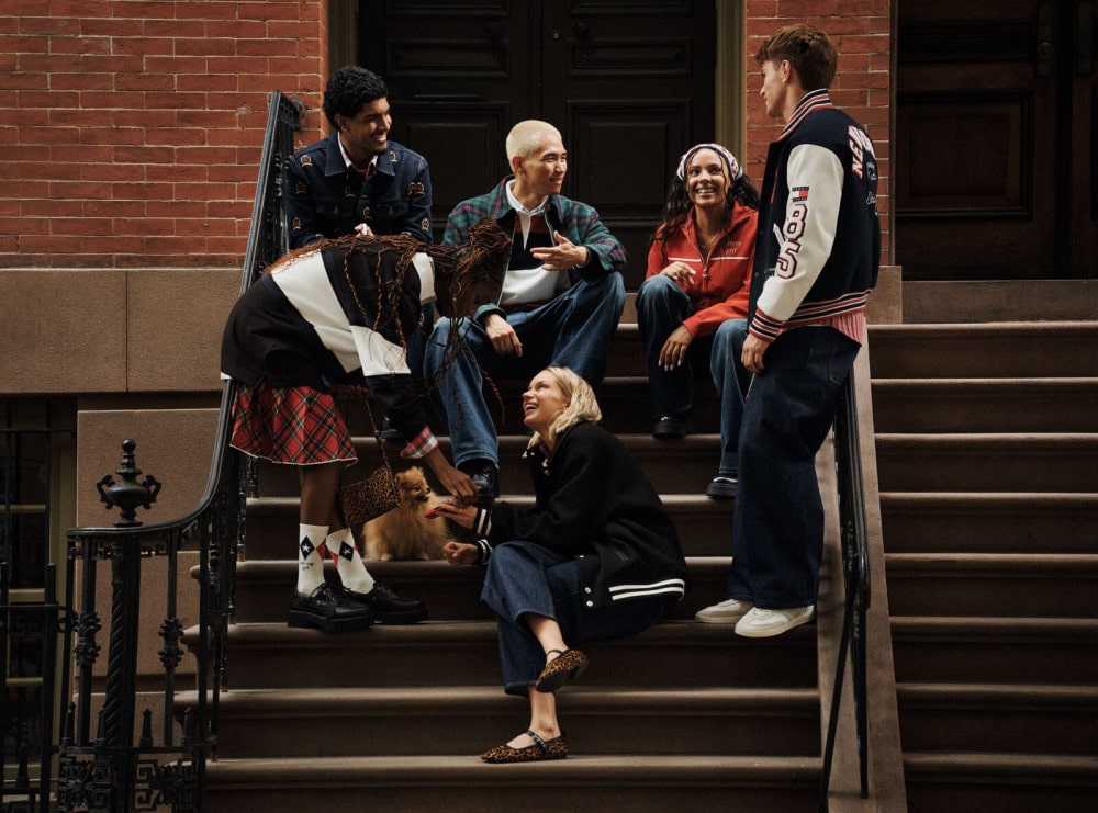 타미 진스, 뉴욕의 자유와 향수를 입다 1 210251015 TommyGir 5 1