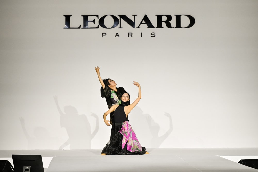 레오나드, 2026 S/S 쇼… ‘영 럭셔리’ 비전 선보여 7 20251124 loonard 1 7