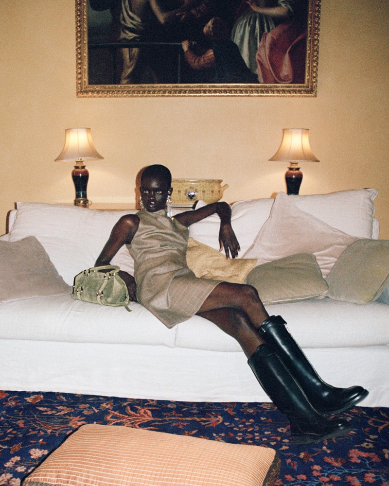 도시를 벗어난 은밀한 파티, 맥퀸 2026 SS 프리 컬렉션 공개 2 20251208 McQUEEN 3 2