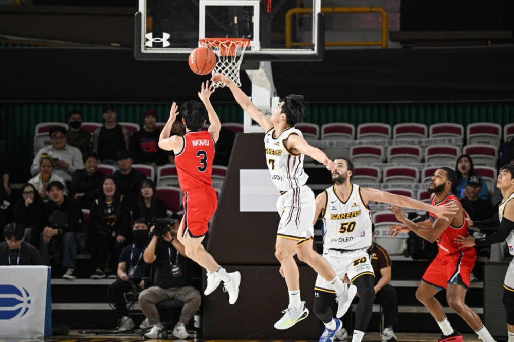 20251211 Under Armour 2 3