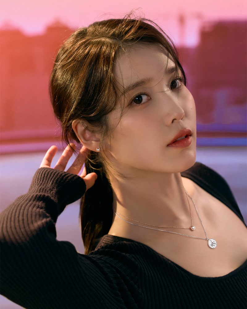 제이에스티나 X 아이유, 설레는 신년 주얼리 무드 제안 5 20260102 jestina 2 3