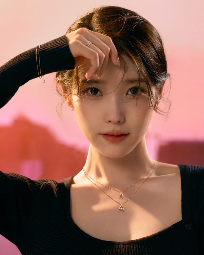 제이에스티나 X 아이유, 설레는 신년 주얼리 무드 제안 1 20260102 jestina 3 1