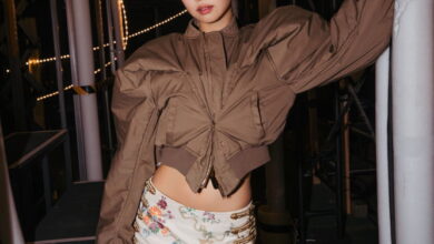 제니무대의상블랙핑크제니McQueen @AlexanderMcQueen @sean.mcgirr