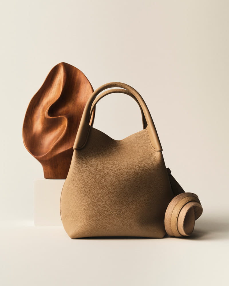 로로피아나, 시대를 초월한 6가지 시그니처 백 캠페인 공개 5 20260127 Loro Piana 3 3