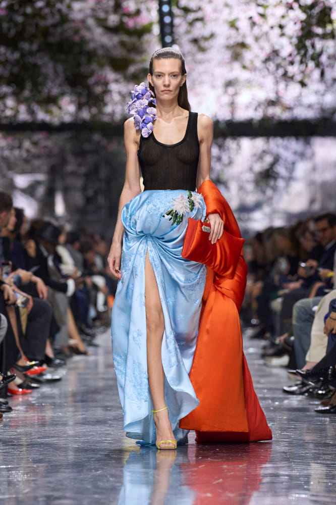 디올, 2026 S/S 오뜨 꾸뛰르 공개…‘분더캄머’에 담긴 시간의 미학 8 20260129 DIOR 4 6