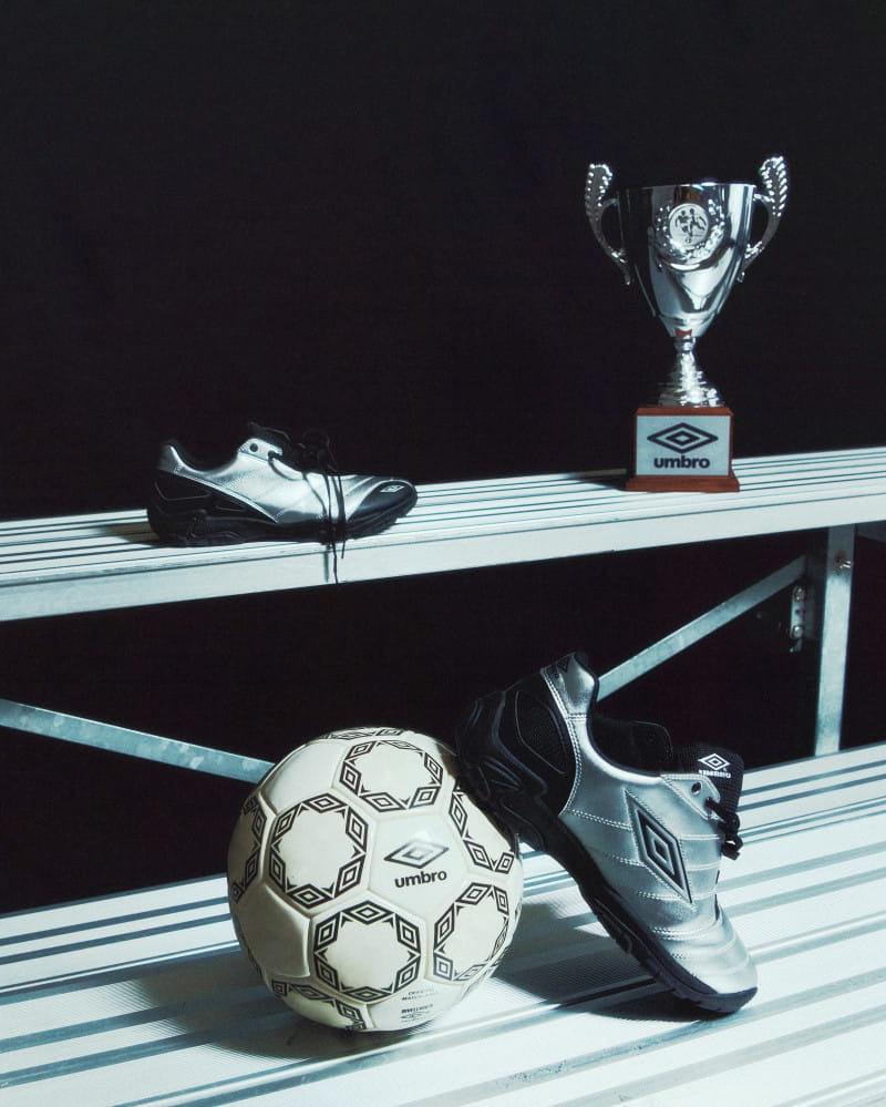 엄브로 ‘클리트’, 기능을 패션으로 바꾸다 10 20260202 umbro 10 8